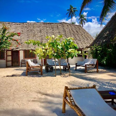 Simba Beach Zanzibar Bed & Breakfast Kiwengwa  Exterior photo