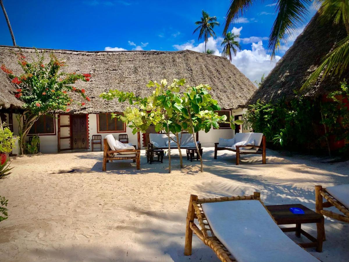 Simba Beach Zanzibar Bed & Breakfast Kiwengwa  Exterior photo